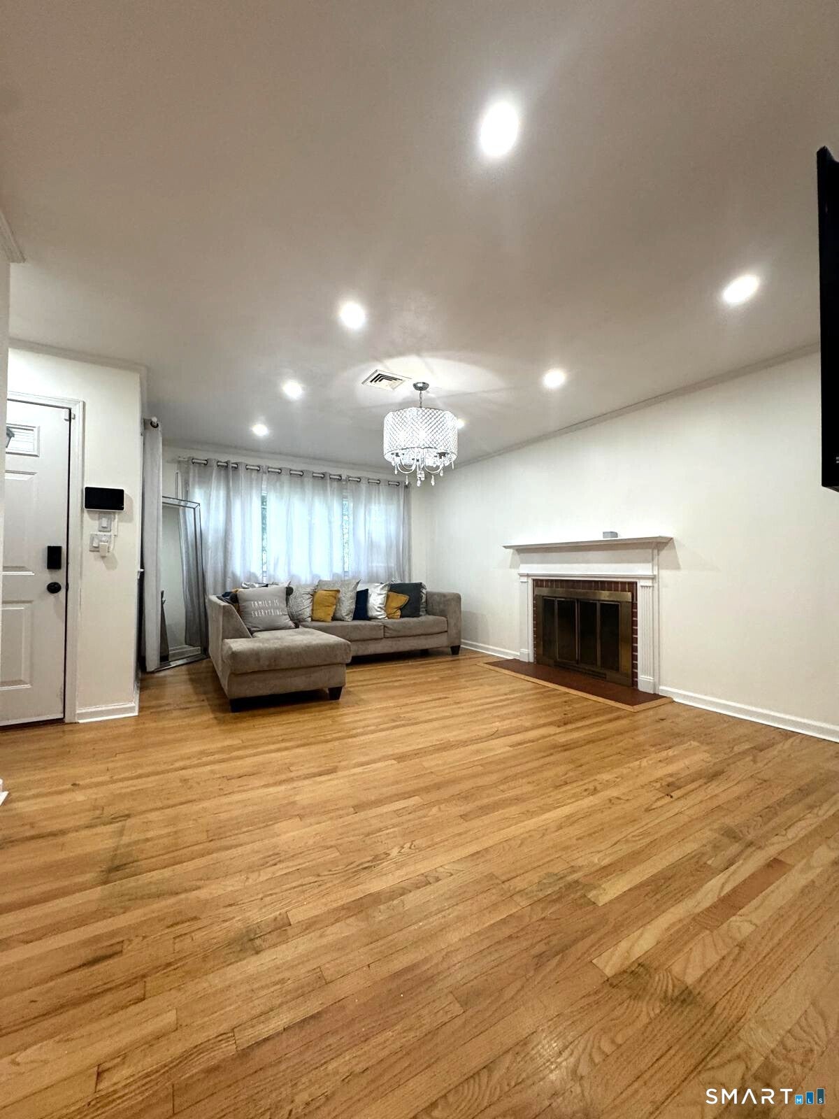 746 Lincoln Avenue