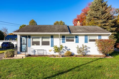 Photo of 138 Butler Avenue, Southington, CT 06489 (MLS # 24136460)