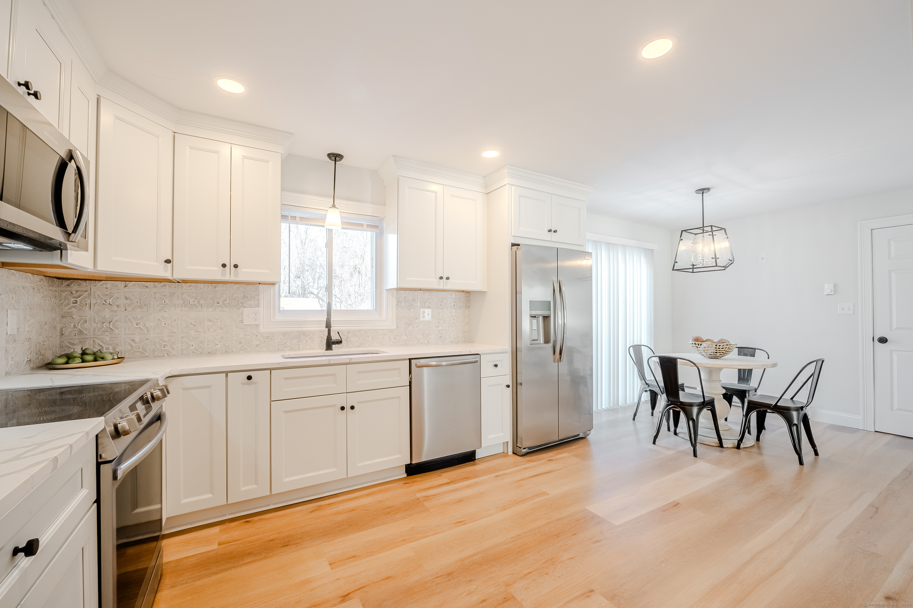 30 Chipper Road, Waterbury, Connecticut image 3