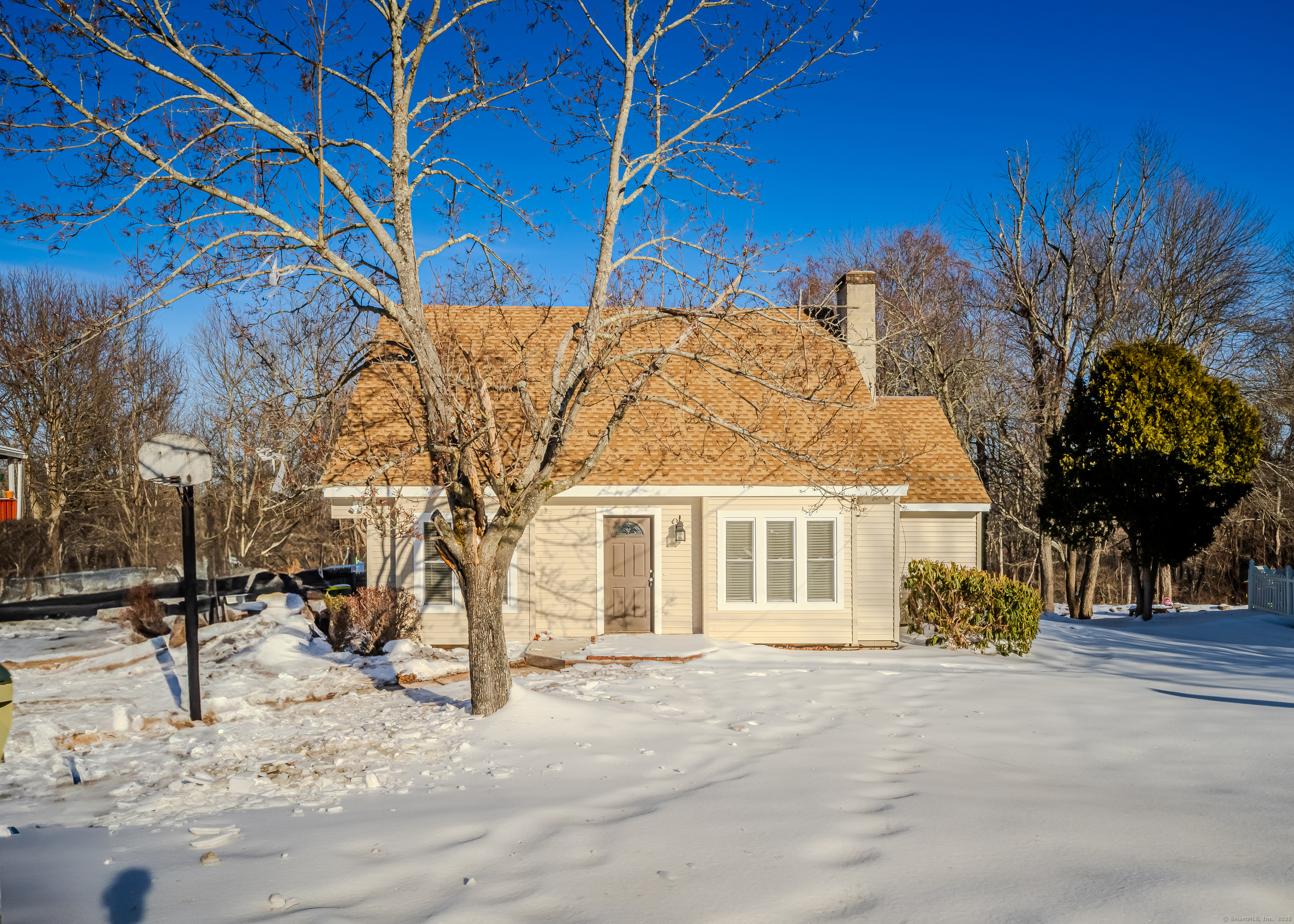 30 Chipper Road, Waterbury, Connecticut image 2