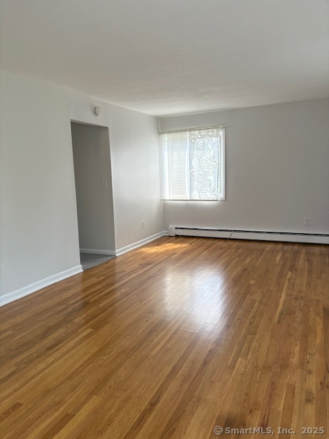 Norwalk, Connecticut 06851, United States, 1 Bedroom Bedrooms, ,1 BathroomBathrooms,Residential,Pending,129840