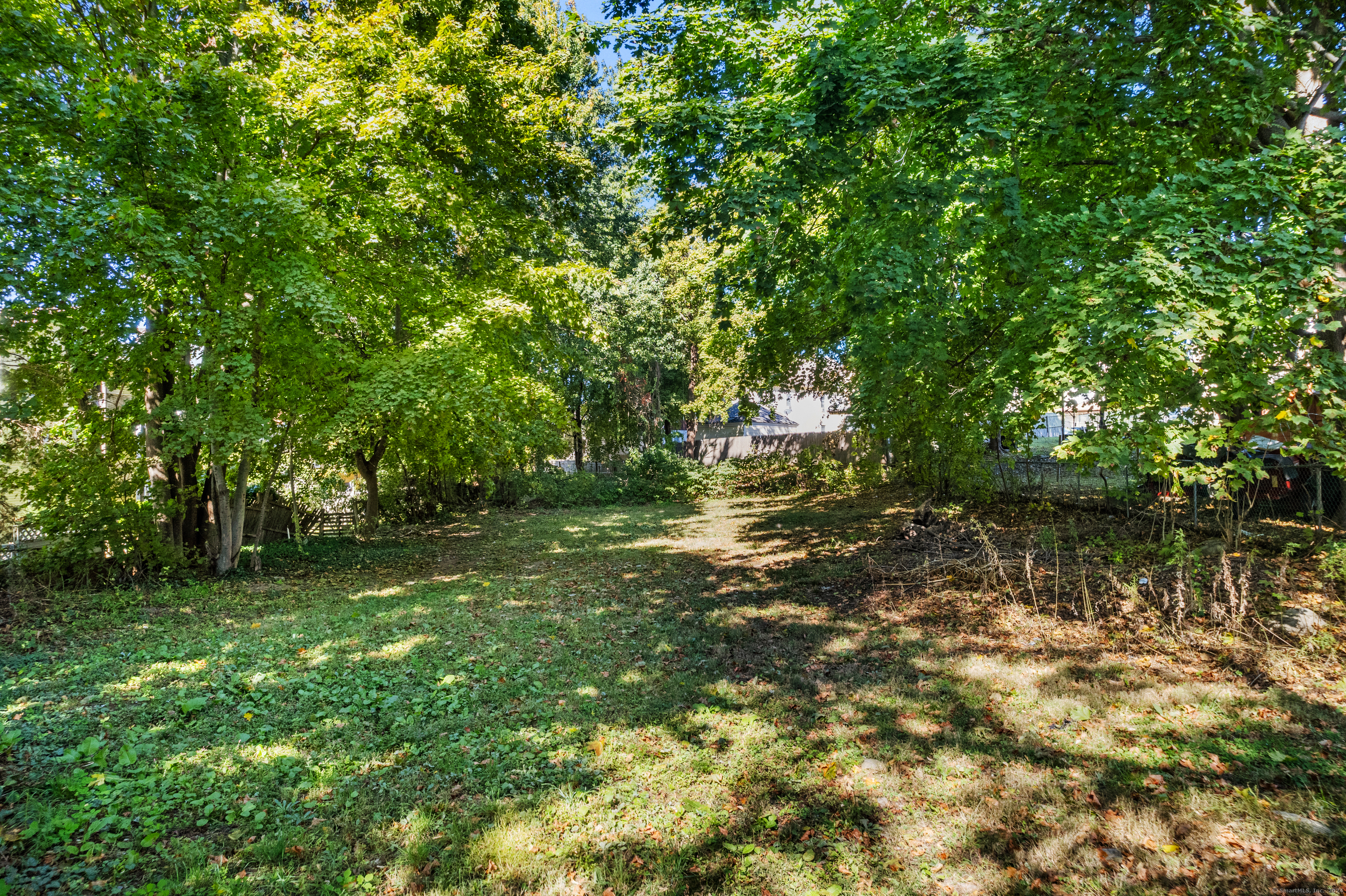 88 Blackhall Street, New London, Connecticut image 33