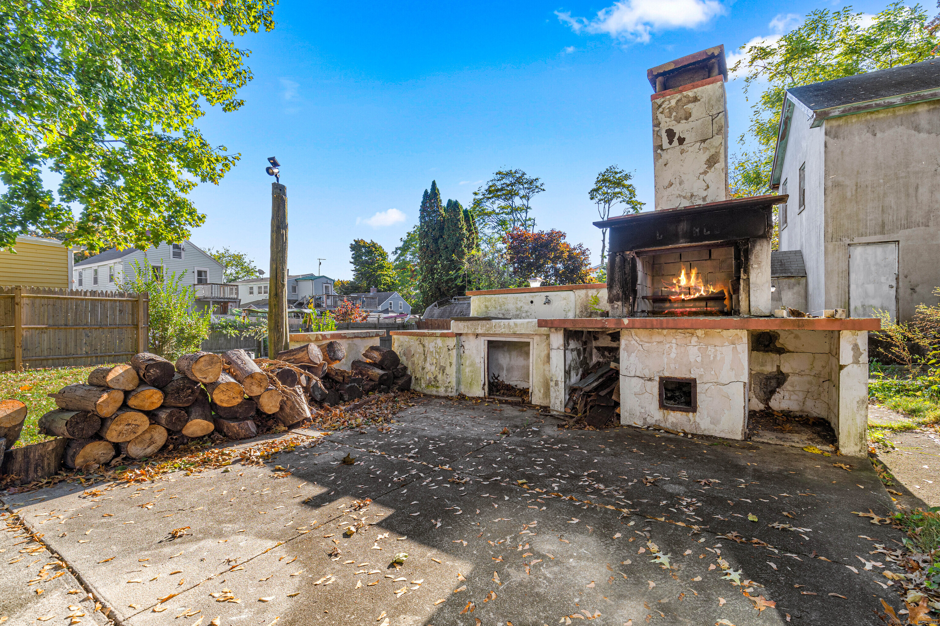 88 Blackhall Street, New London, Connecticut image 13