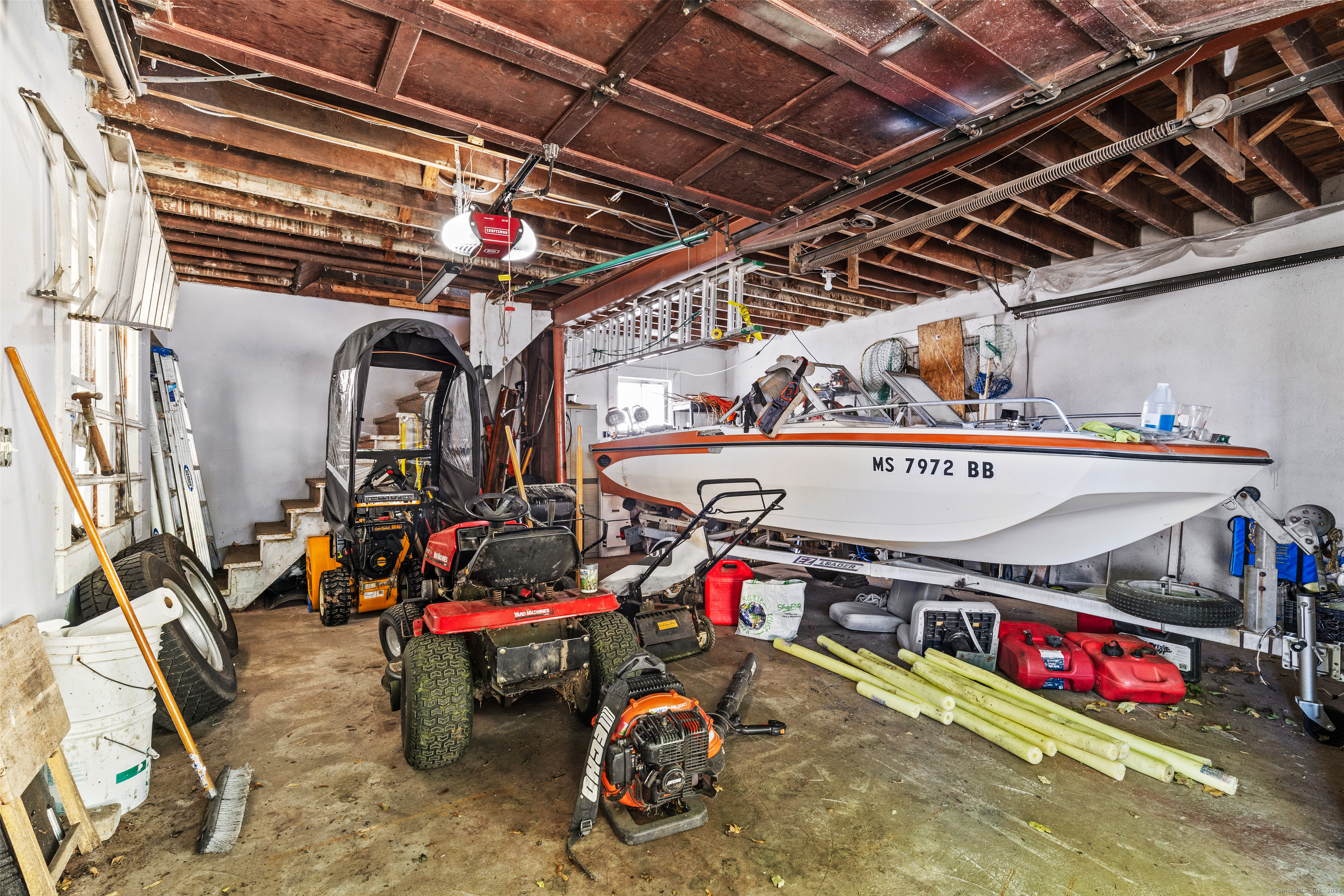 88 Blackhall Street, New London, Connecticut image 30