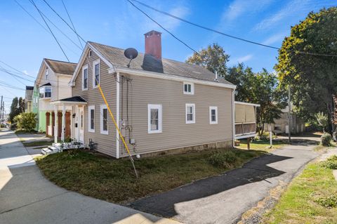 A home in New London