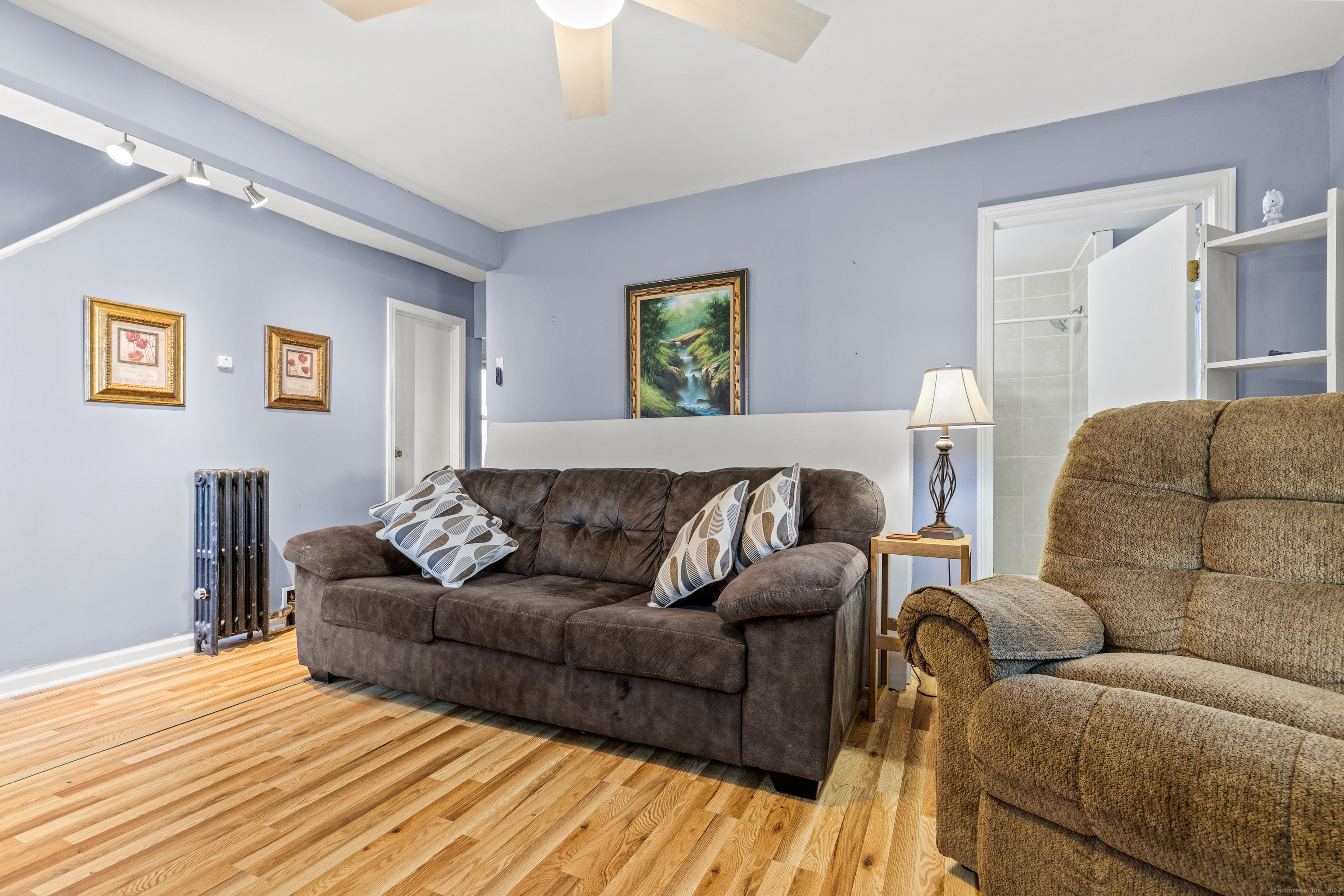 88 Blackhall Street, New London, Connecticut image 9