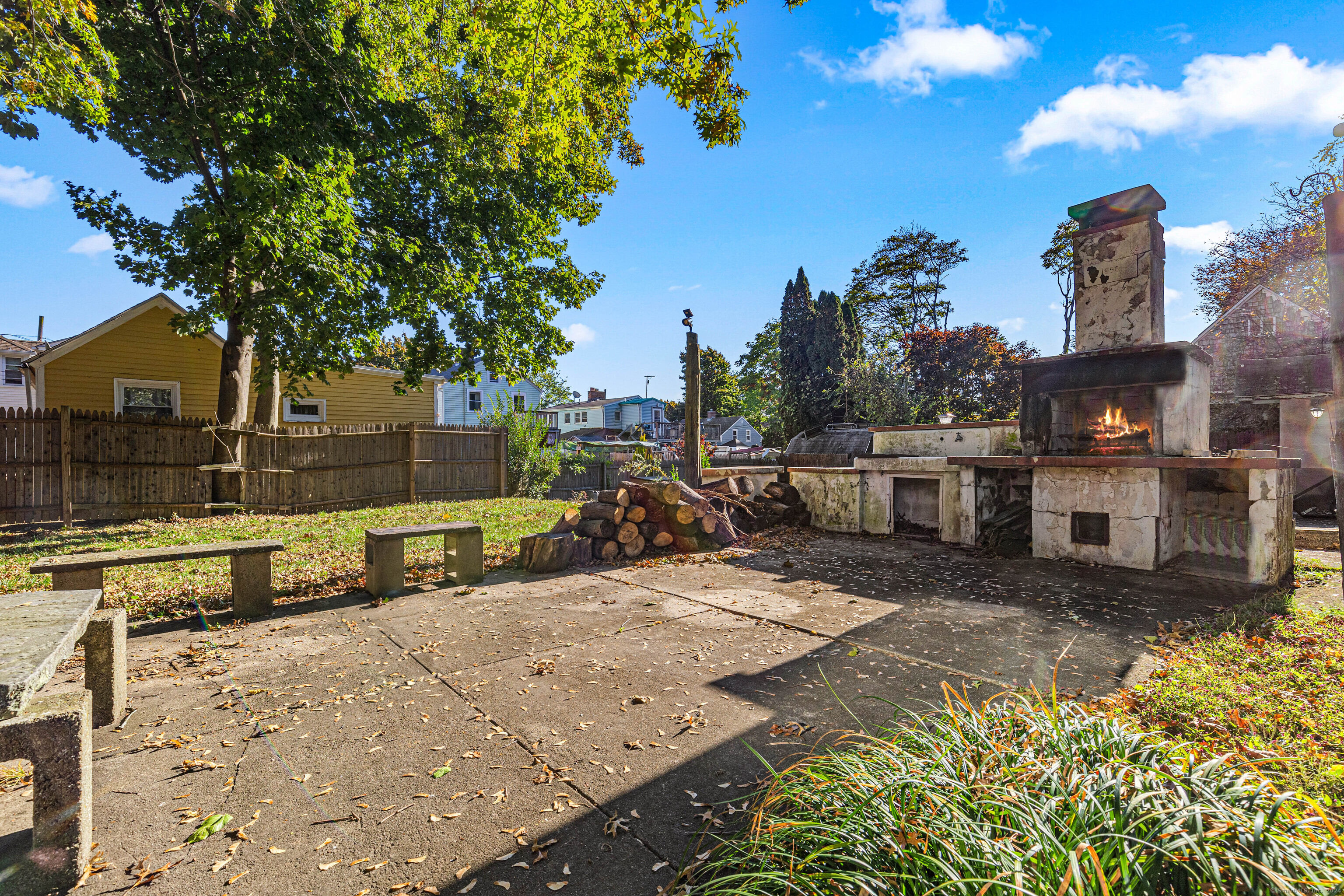 88 Blackhall Street, New London, Connecticut image 12