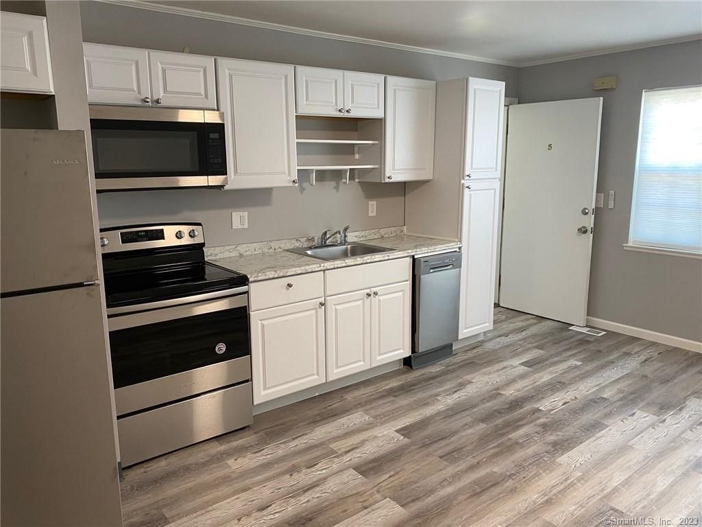 Photo of 5 Village Walk #5, Wilton, CT 06897 (MLS # 24148130)