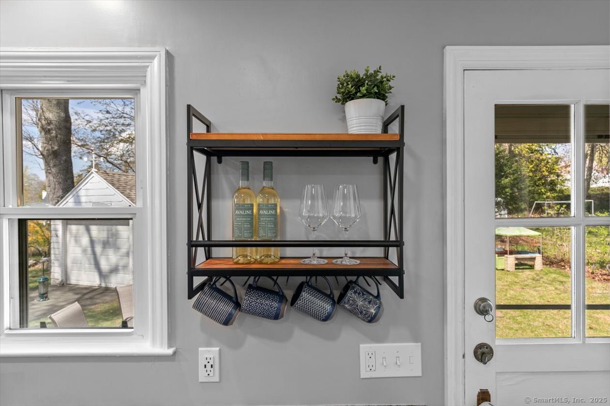 190 Dessa Drive, Hamden, Connecticut image 14