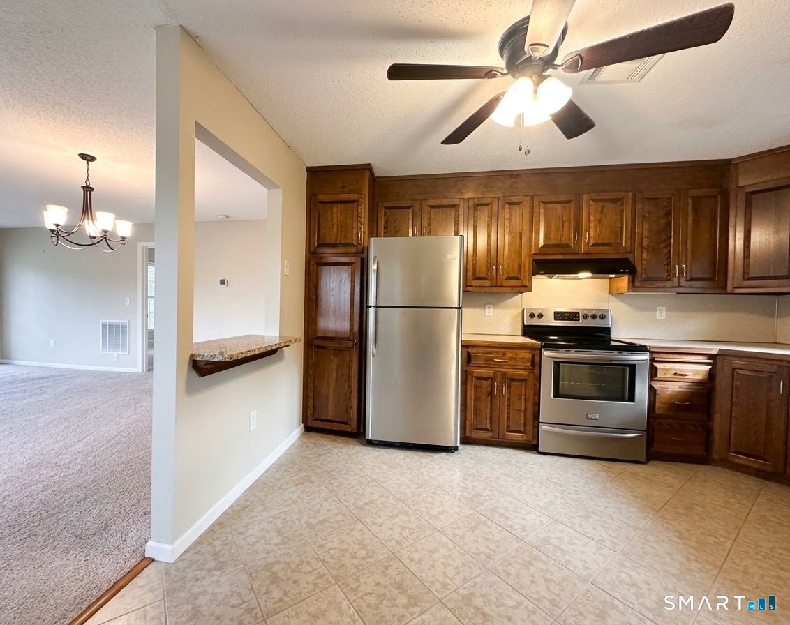 802 Summer Hill Drive 802