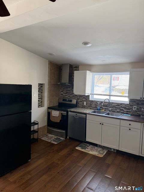 Tiny photo for 541 Park Avenue, Bloomfield, CT 06002 (MLS # 24153307)