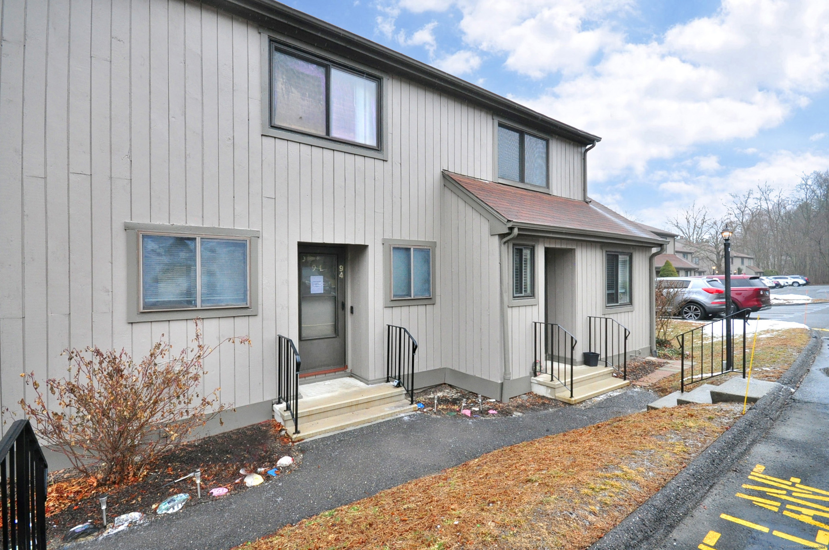 94 Dorchester Court #94, Beacon Falls, Connecticut image 2