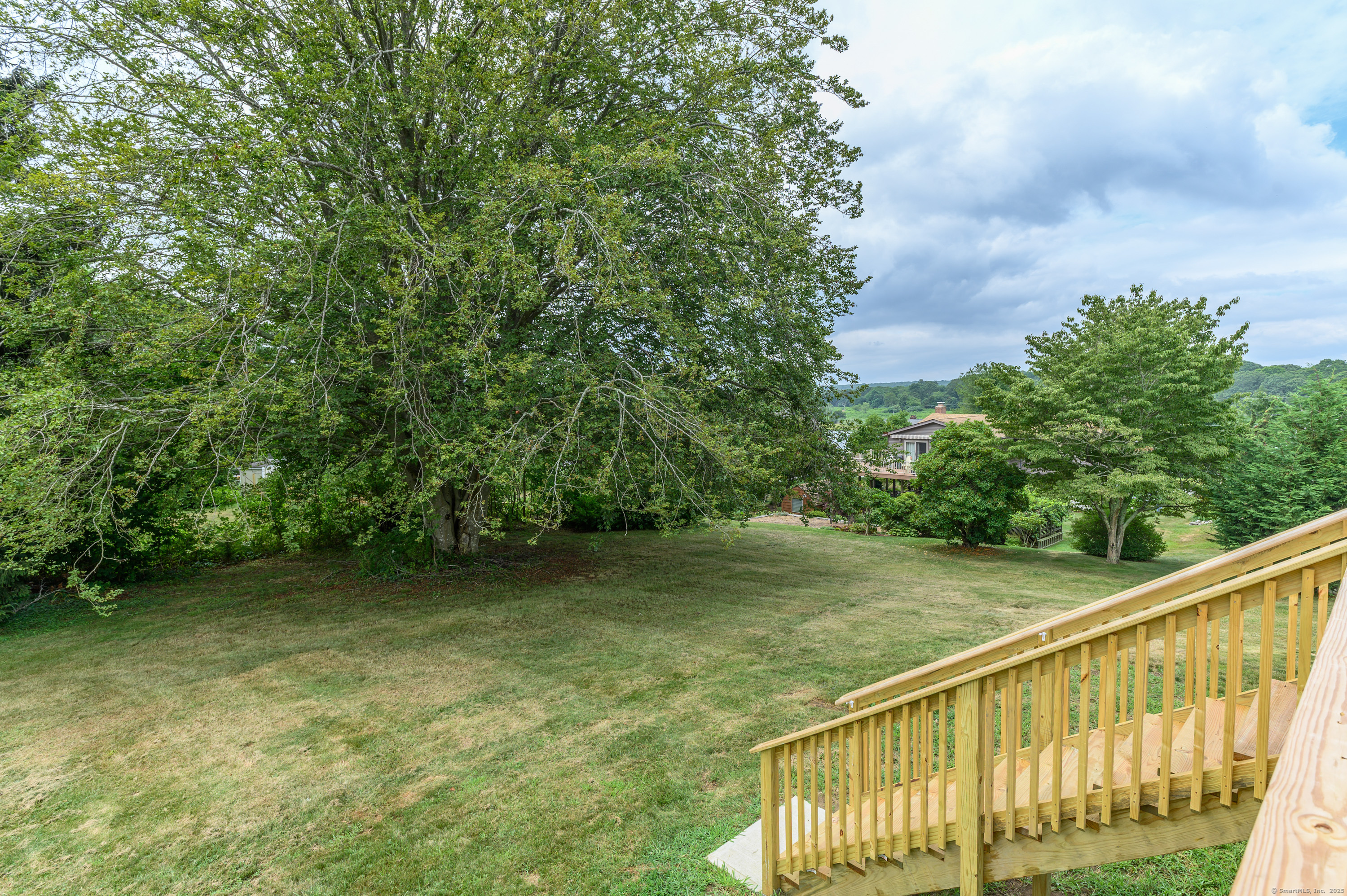 55 Mohegan Road