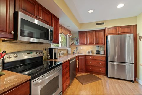 Tiny photo for 8 Willow Lane #8, Avon, CT 06001 (MLS # 24135449)
