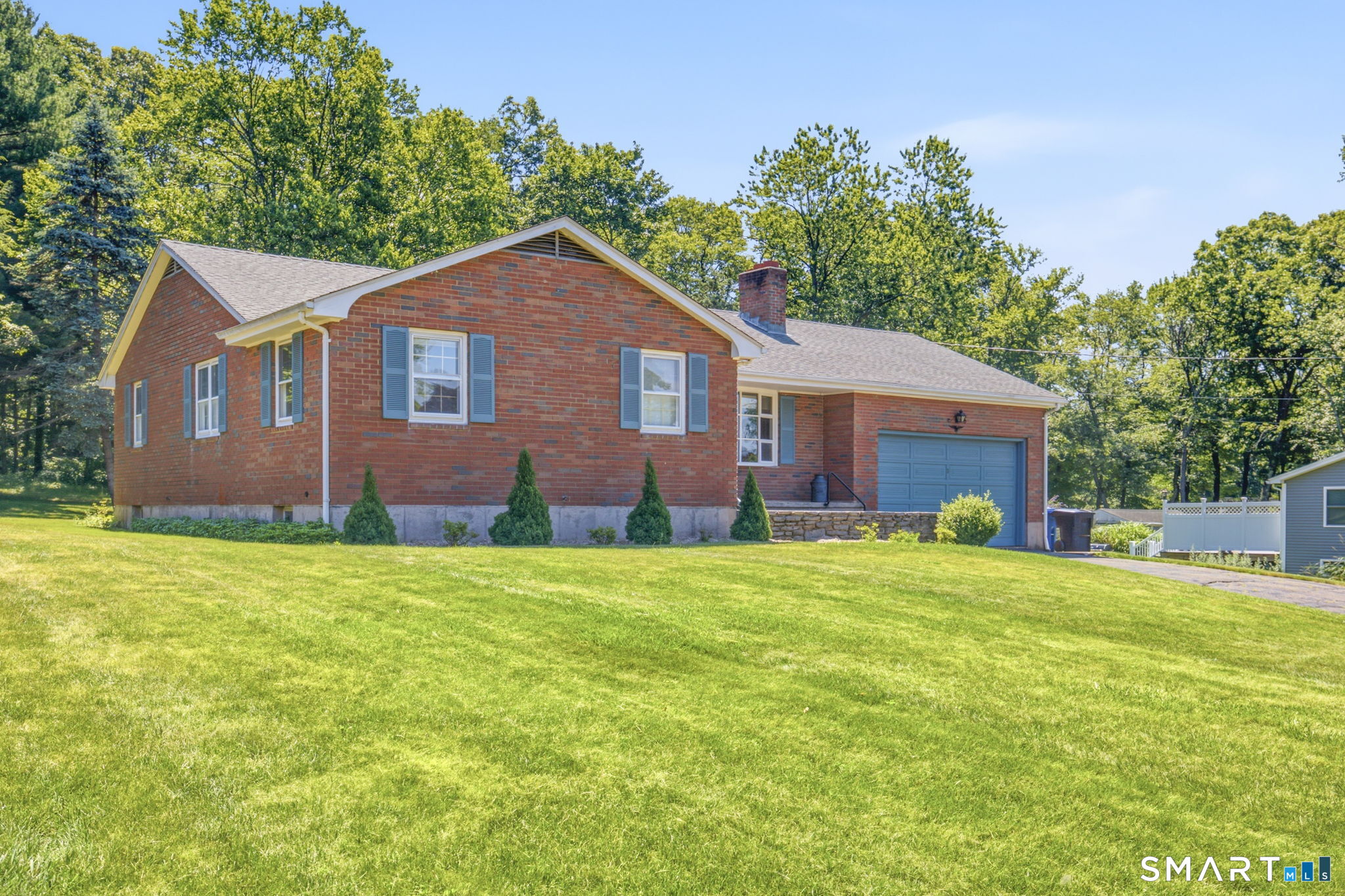 3 Burr Street