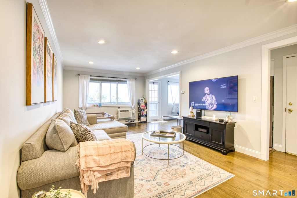 Photo of 154 Cold Spring Road #APT 87, Stamford, CT 06905 (MLS # 24155604)