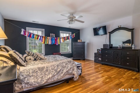 Tiny photo for 9 Pierpont Court, North Haven, CT 06473 (MLS # 24211385)
