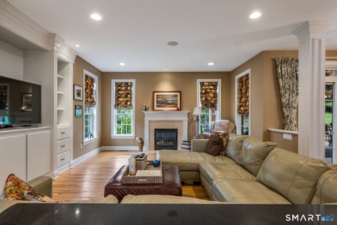 Tiny photo for 9 Pierpont Court, North Haven, CT 06473 (MLS # 24211385)