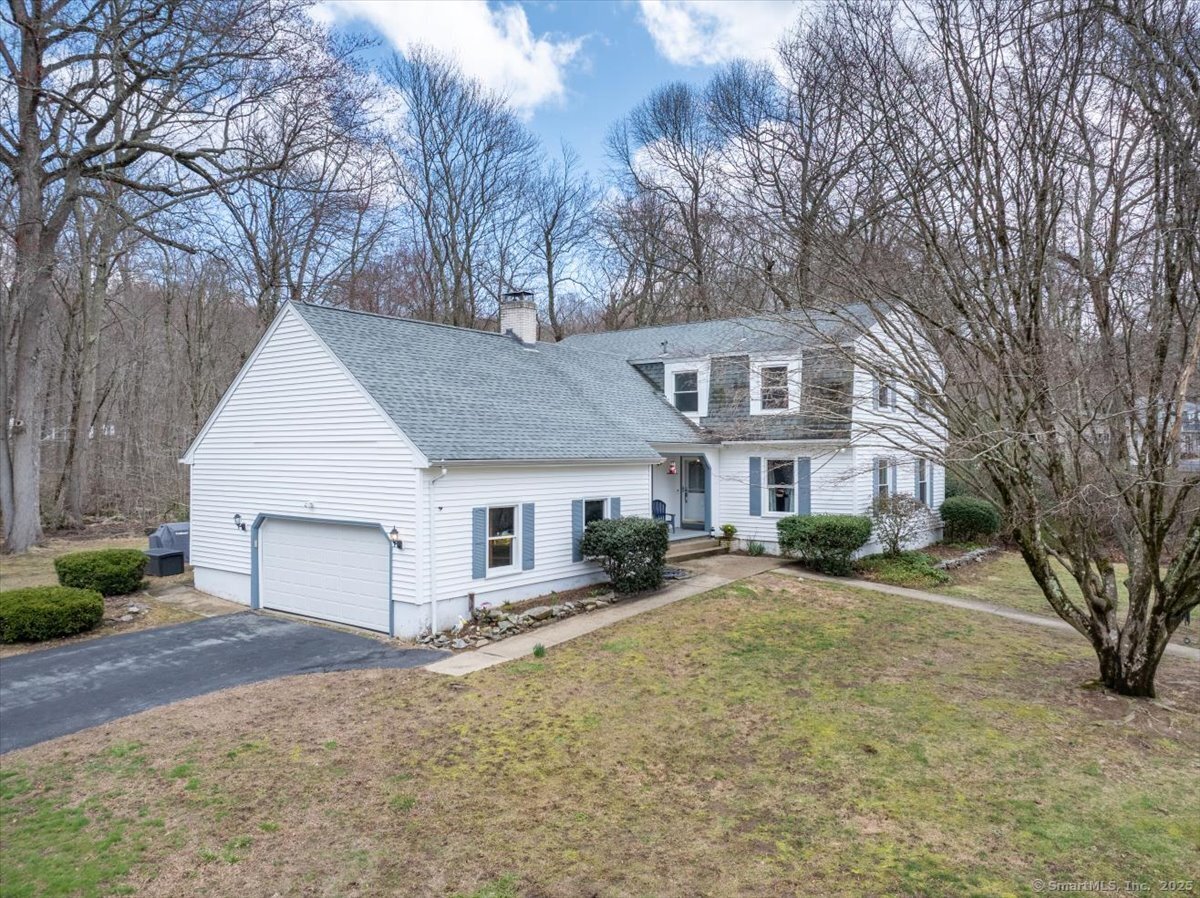1 Nugget Hill Drive, Ledyard, Connecticut image 1