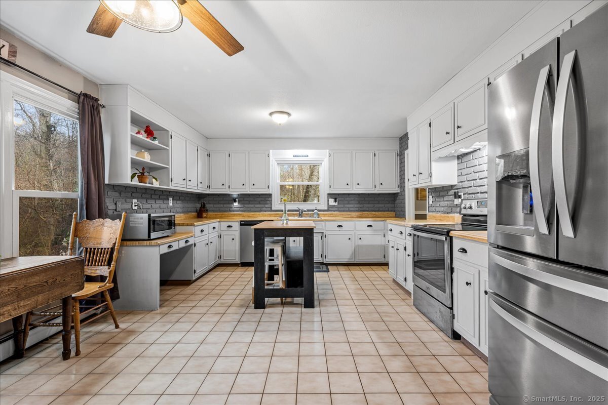 1 Nugget Hill Drive, Ledyard, Connecticut image 16