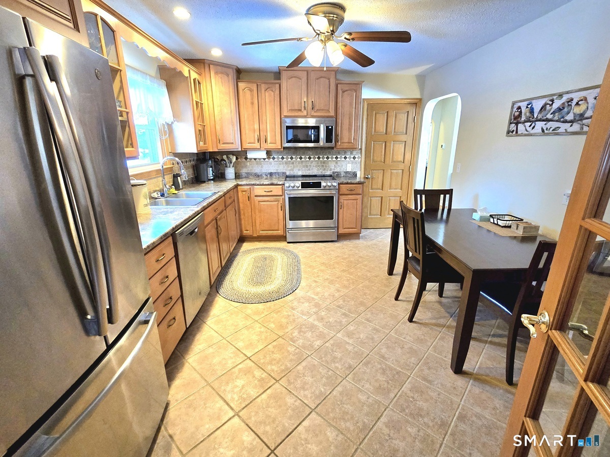 414 West Mountain Road