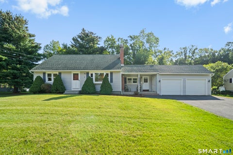 Photo of 5 Belinda Lane, Enfield, CT 06082 (MLS # 24207563)
