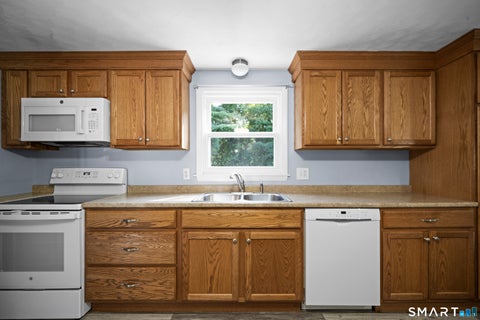 Tiny photo for 5 Belinda Lane, Enfield, CT 06082 (MLS # 24207563)