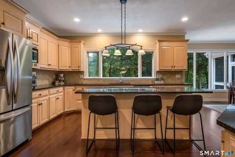 Tiny photo for 10 Whitman Pond Road, Simsbury, CT 06070 (MLS # 24216698)
