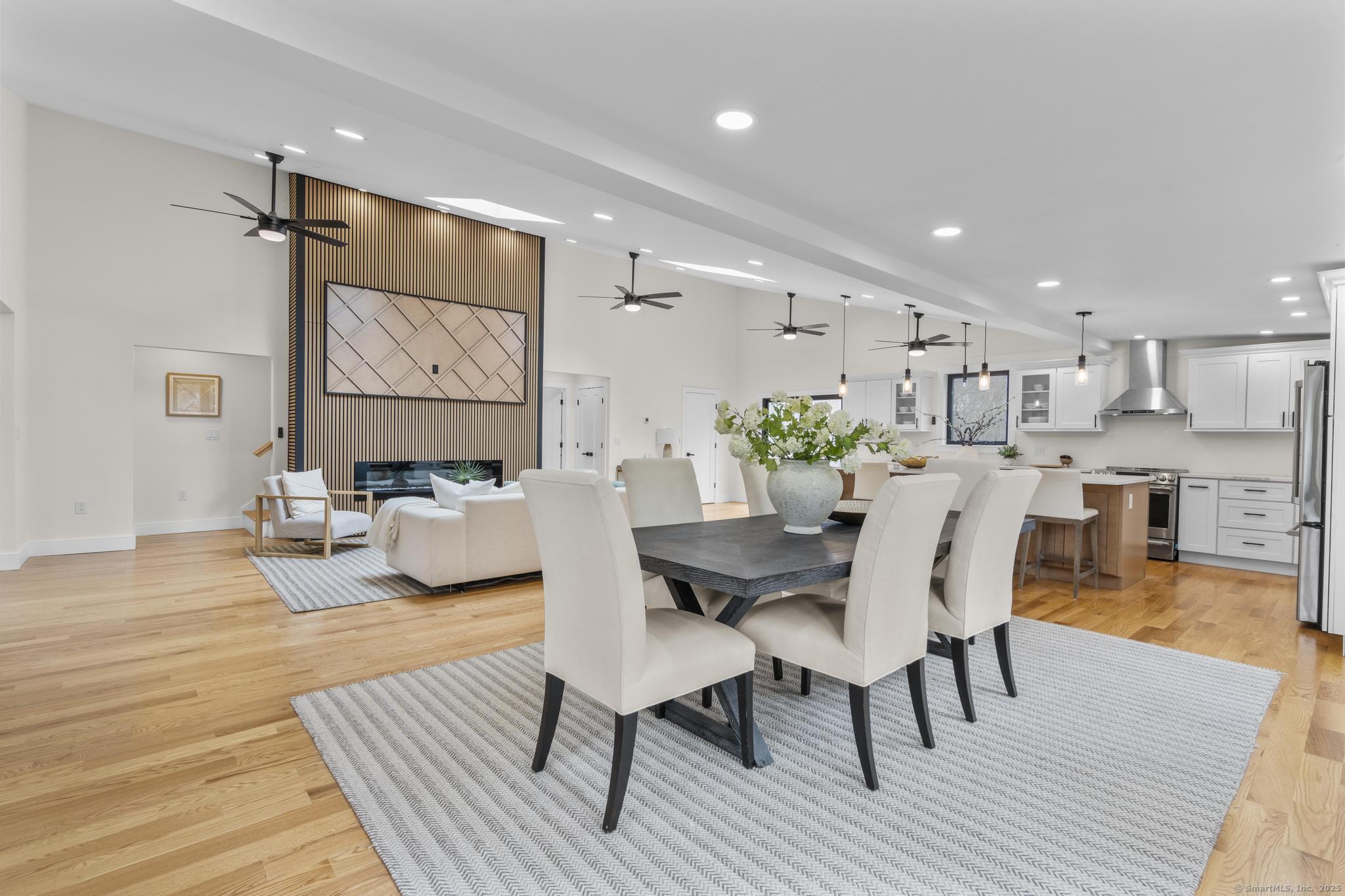 35 Bayberry Lane, Guilford, Connecticut image 11