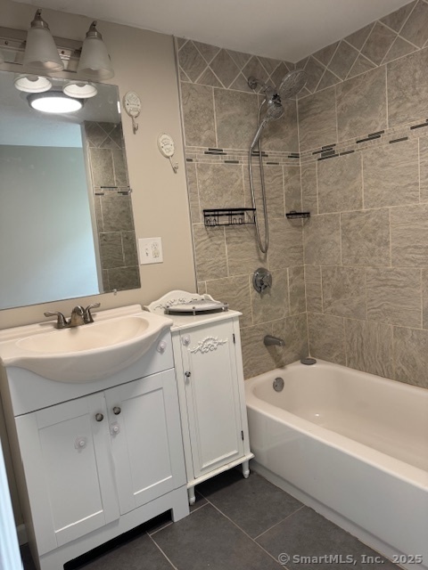 New Britain, Connecticut 06053, United States, 4 Bedrooms Bedrooms, ,2 BathroomsBathrooms,Residential,Active,163013