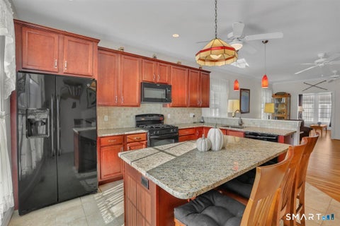 Tiny photo for 5 Harwood Gardens #5, Cromwell, CT 06416 (MLS # 24215741)