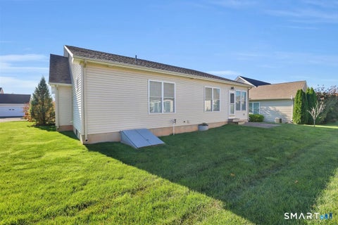 Tiny photo for 5 Harwood Gardens #5, Cromwell, CT 06416 (MLS # 24215741)