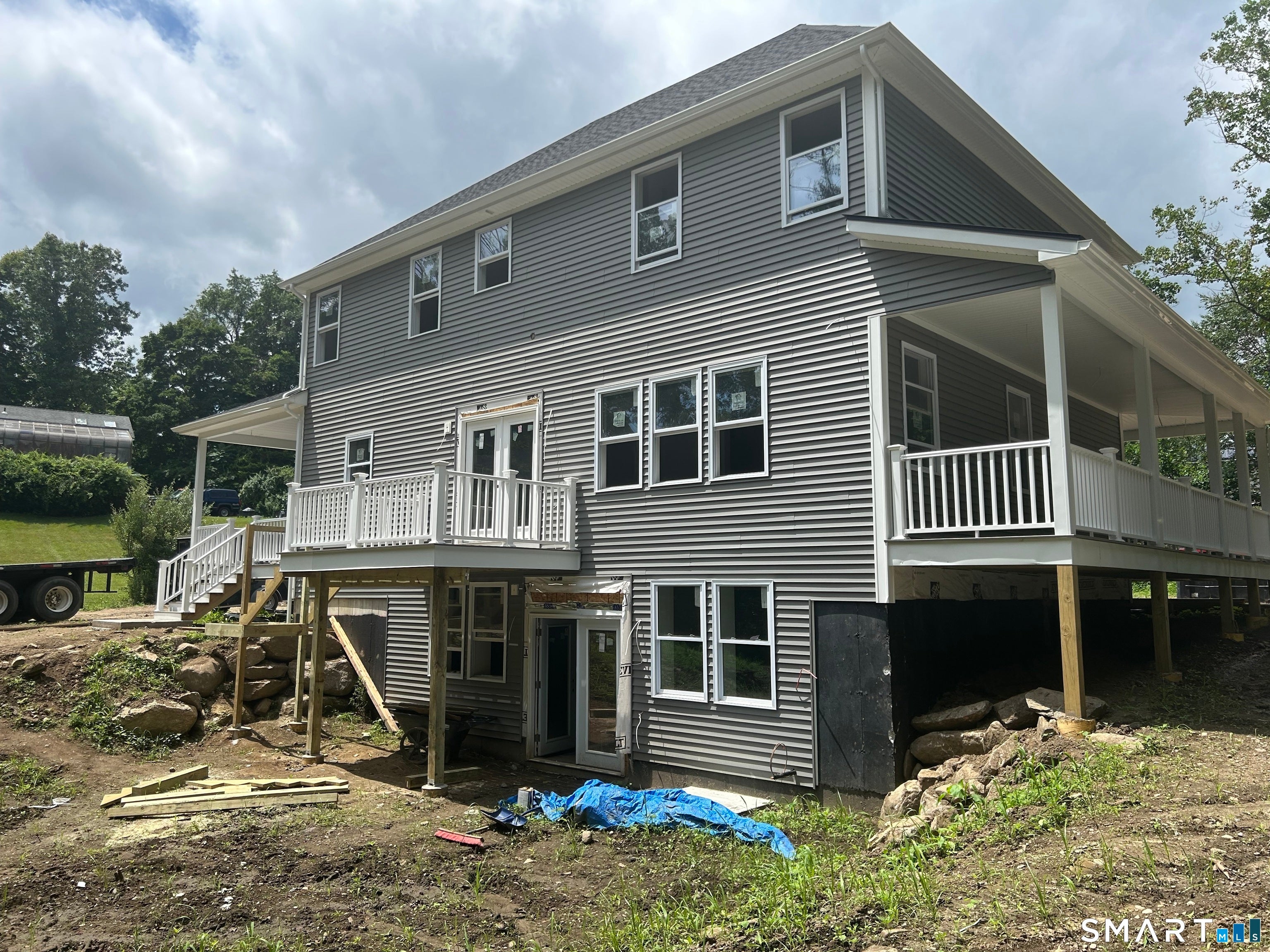 4 Mead Farm Road