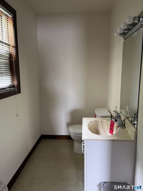 Tiny photo for 698B Derby Avenue, Seymour, CT 06483 (MLS # 24187625)