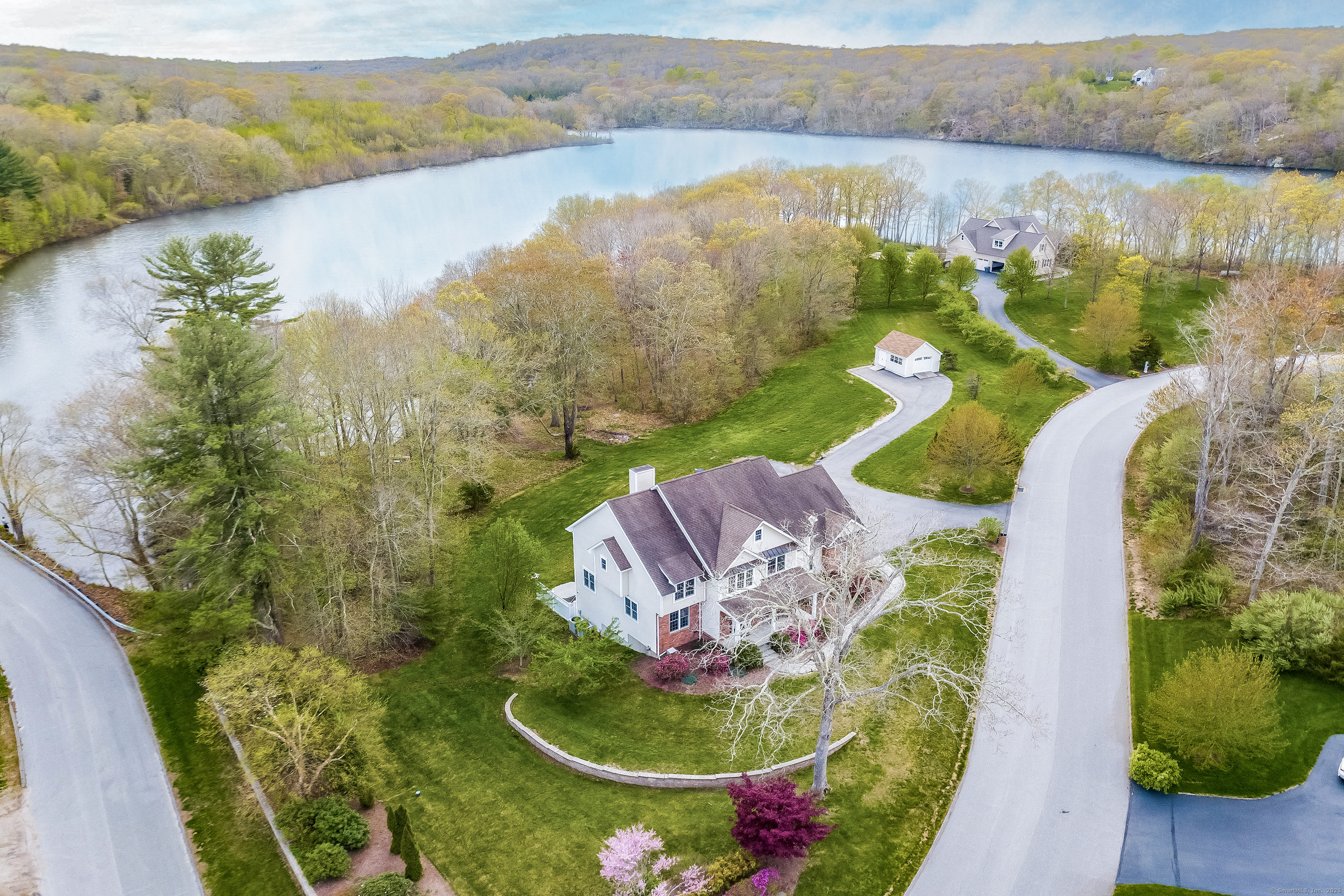 2 Darrows Ridge, East Lyme, Connecticut image 1