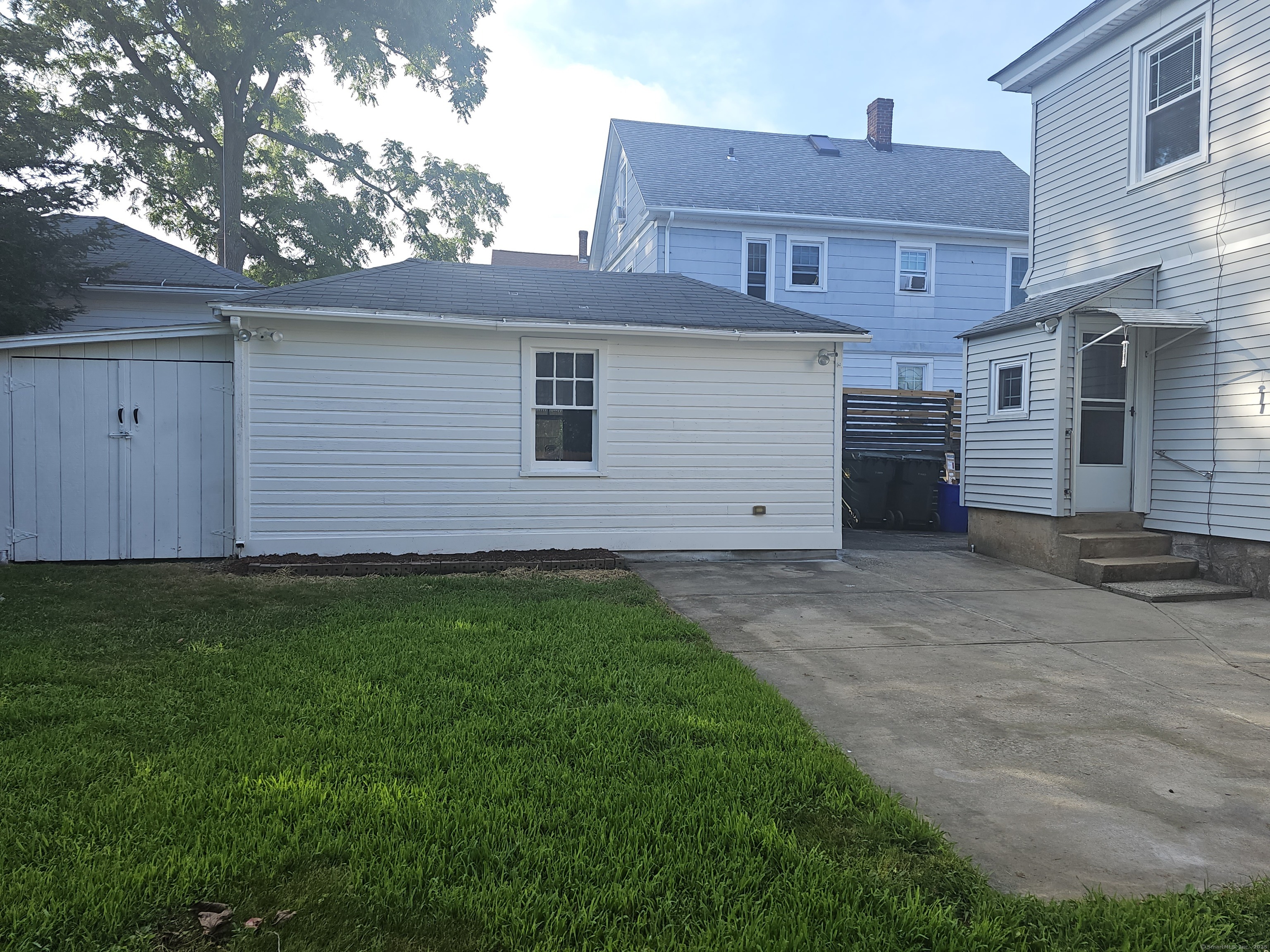 32 South Ledyard Street