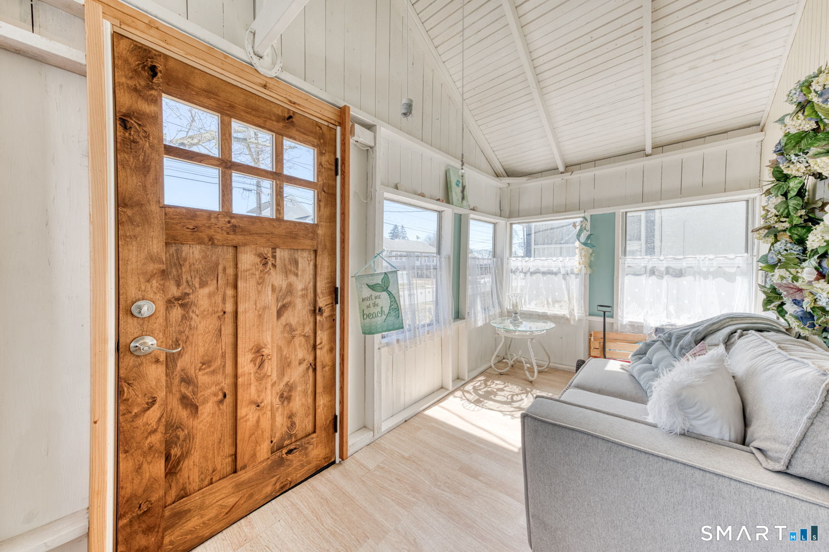 39 Middletown Avenue