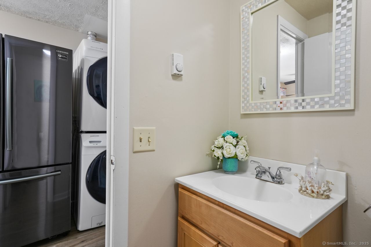 466 Middletown Avenue #APT 16, New Haven, Connecticut image 18