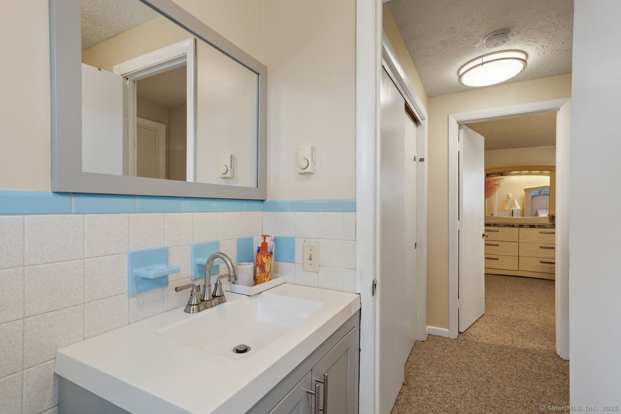 466 Middletown Avenue #APT 16, New Haven, Connecticut image 28