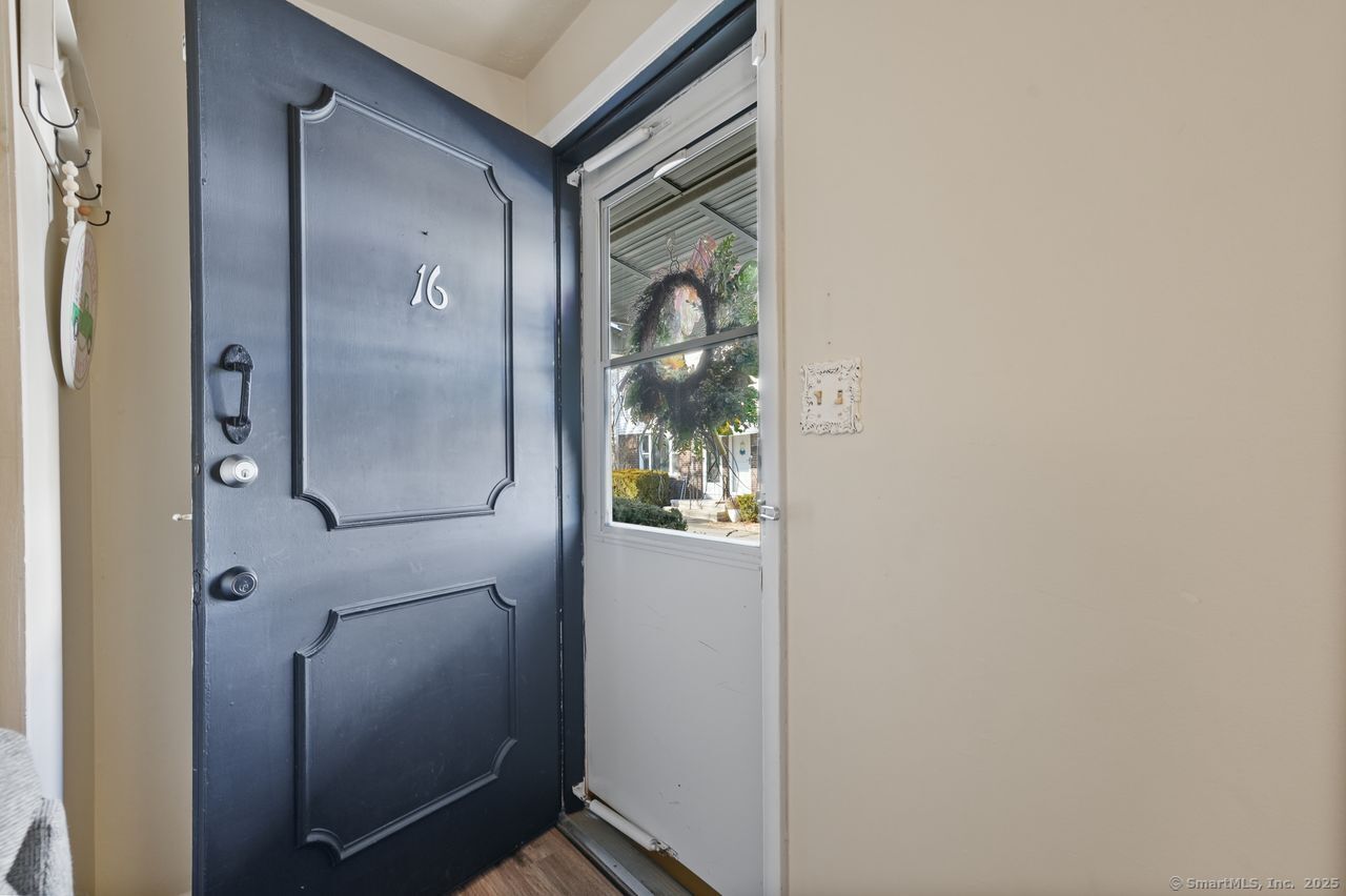 466 Middletown Avenue #APT 16, New Haven, Connecticut image 3