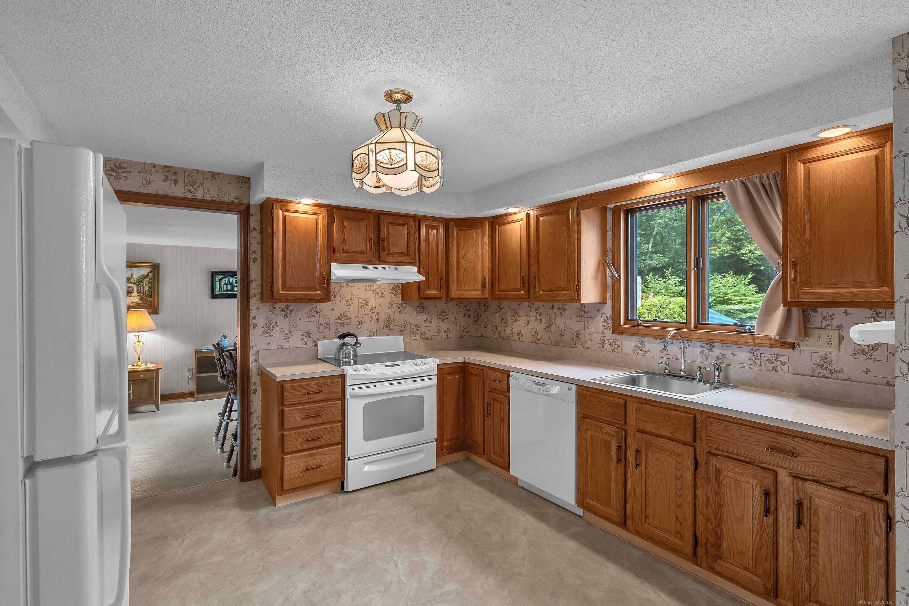 Old Saybrook, Connecticut 06475, United States, 3 Bedrooms Bedrooms, ,3 BathroomsBathrooms,Residential,Active,169319