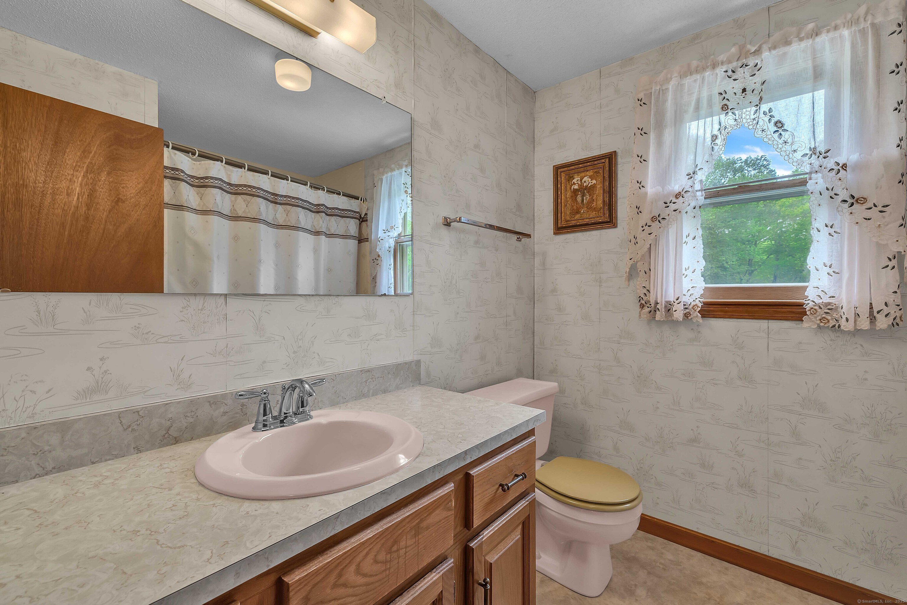 Old Saybrook, Connecticut 06475, United States, 3 Bedrooms Bedrooms, ,3 BathroomsBathrooms,Residential,Active,169319