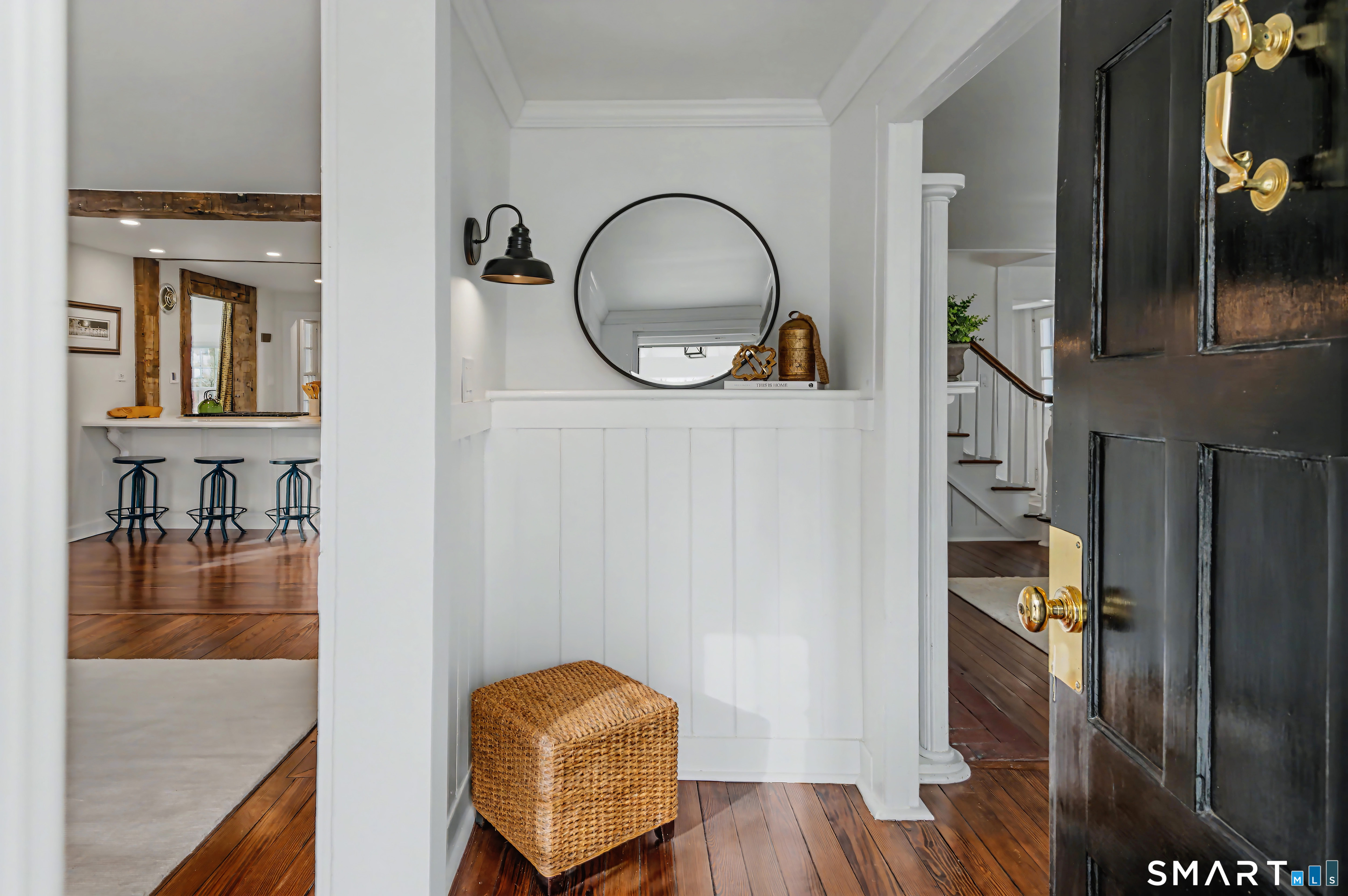 371 Wilton Road West