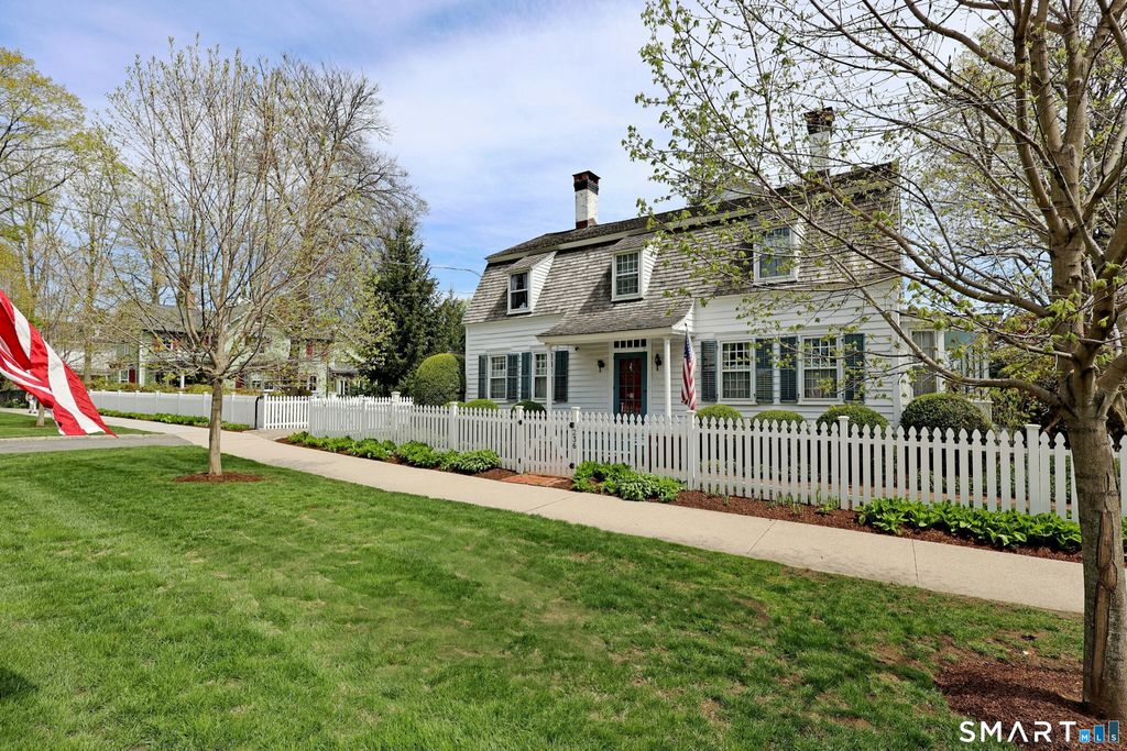 Photo of 236 &amp; 250 Main Street, Ridgefield, CT 06877 (MLS # 24170626)