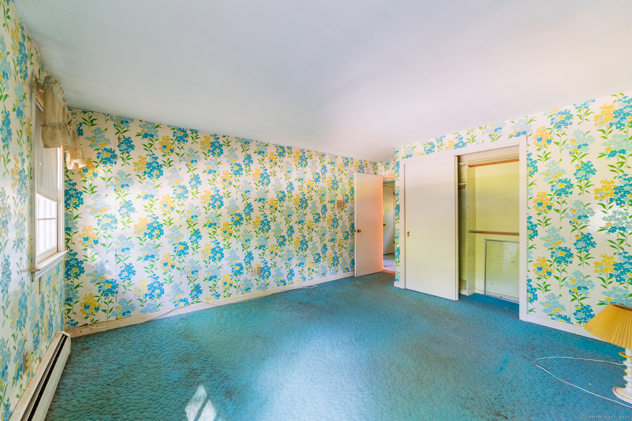 East Hartford, Connecticut 06118, United States, 4 Bedrooms Bedrooms, ,3 BathroomsBathrooms,Residential,Pending,203940