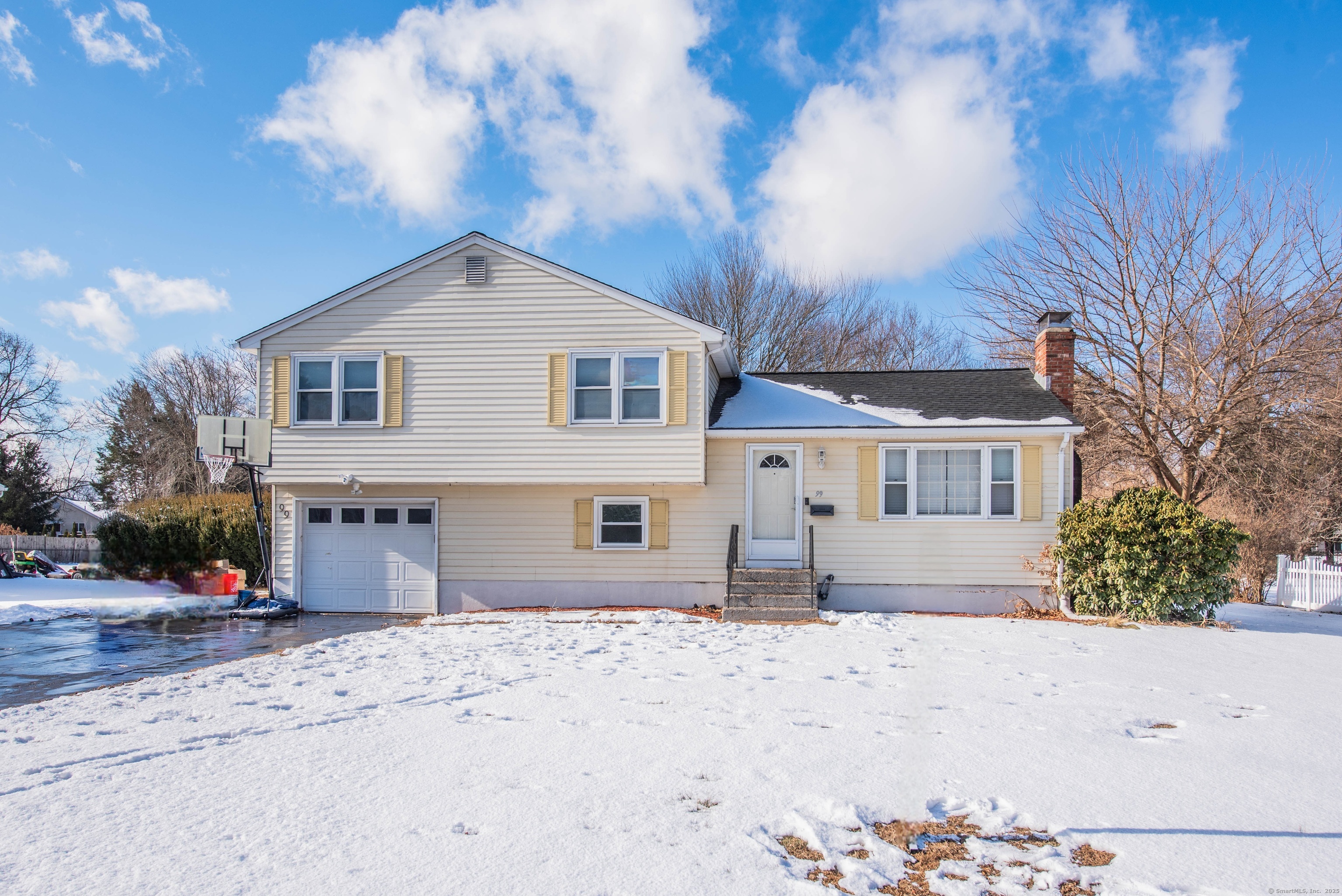 99 Rolling Meadow Drive, East Hartford, Connecticut image 2