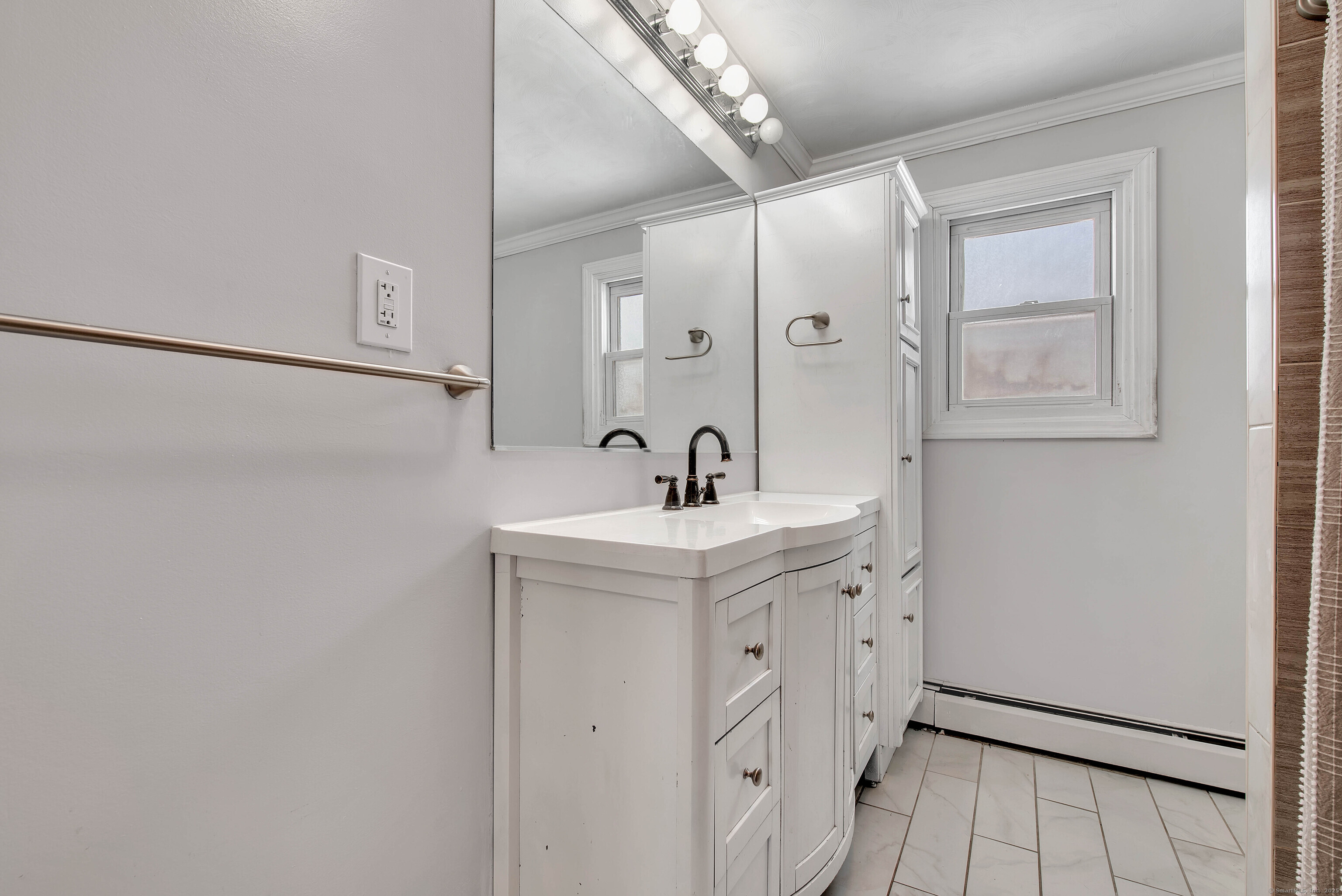 99 Rolling Meadow Drive, East Hartford, Connecticut image 11