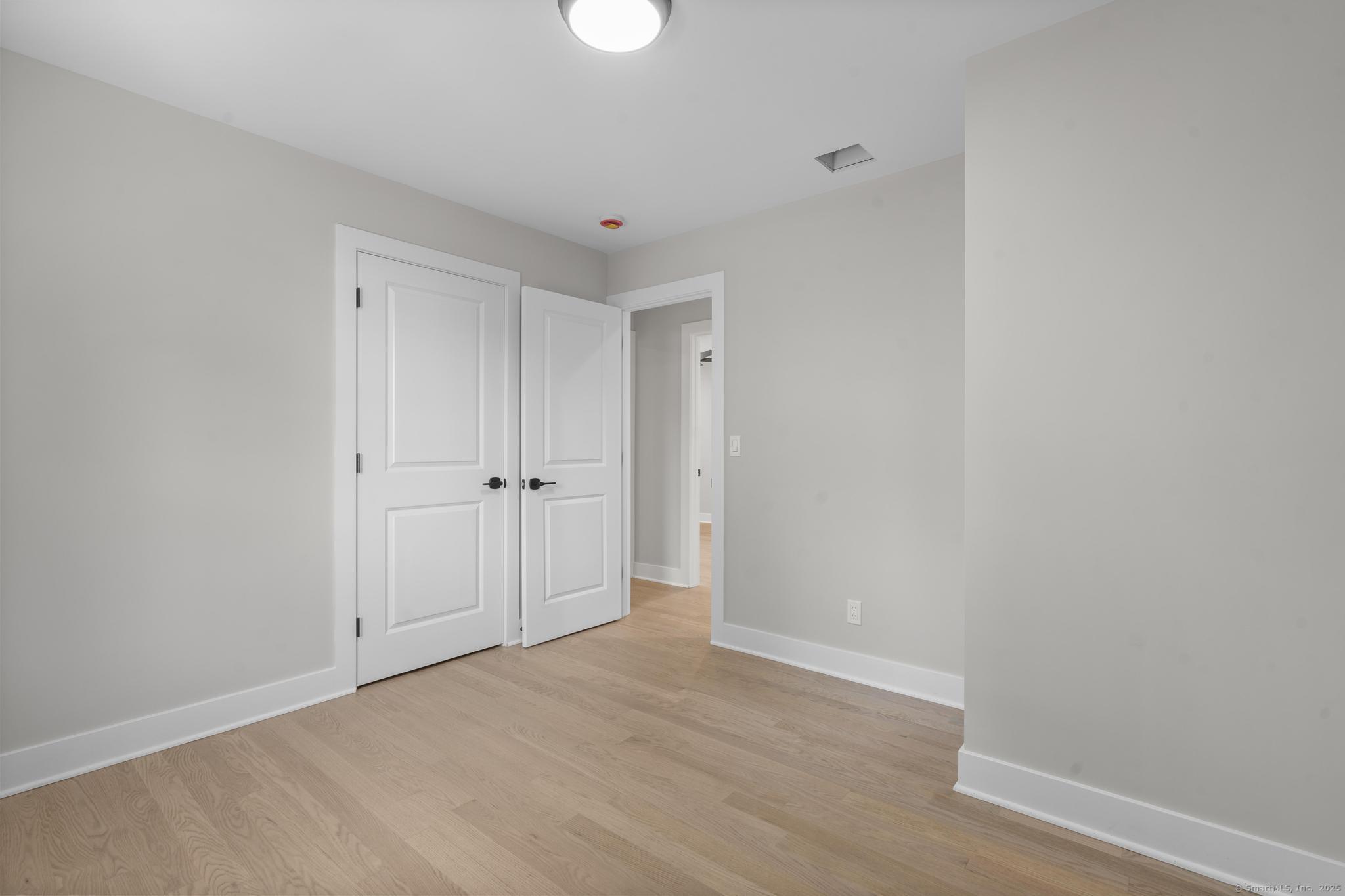 Avon, Connecticut 06001, United States, 4 Bedrooms Bedrooms, ,3 BathroomsBathrooms,Residential,Active,178532