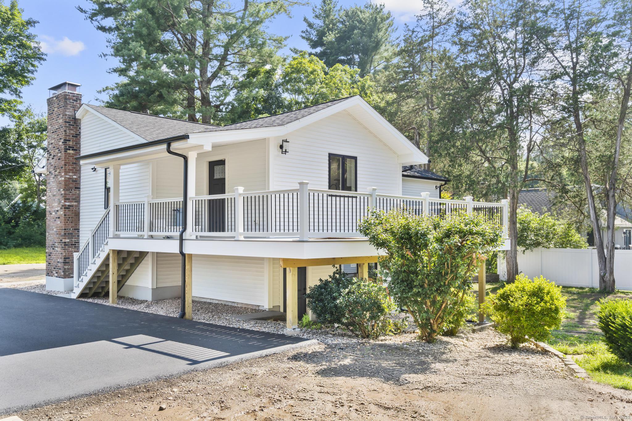 Avon, Connecticut 06001, United States, 4 Bedrooms Bedrooms, ,3 BathroomsBathrooms,Residential,Active,178532 Avon, Connecticut 06001, United States, 4 Bedrooms Bedrooms, ,3 BathroomsBathrooms,Residential,Active,178532