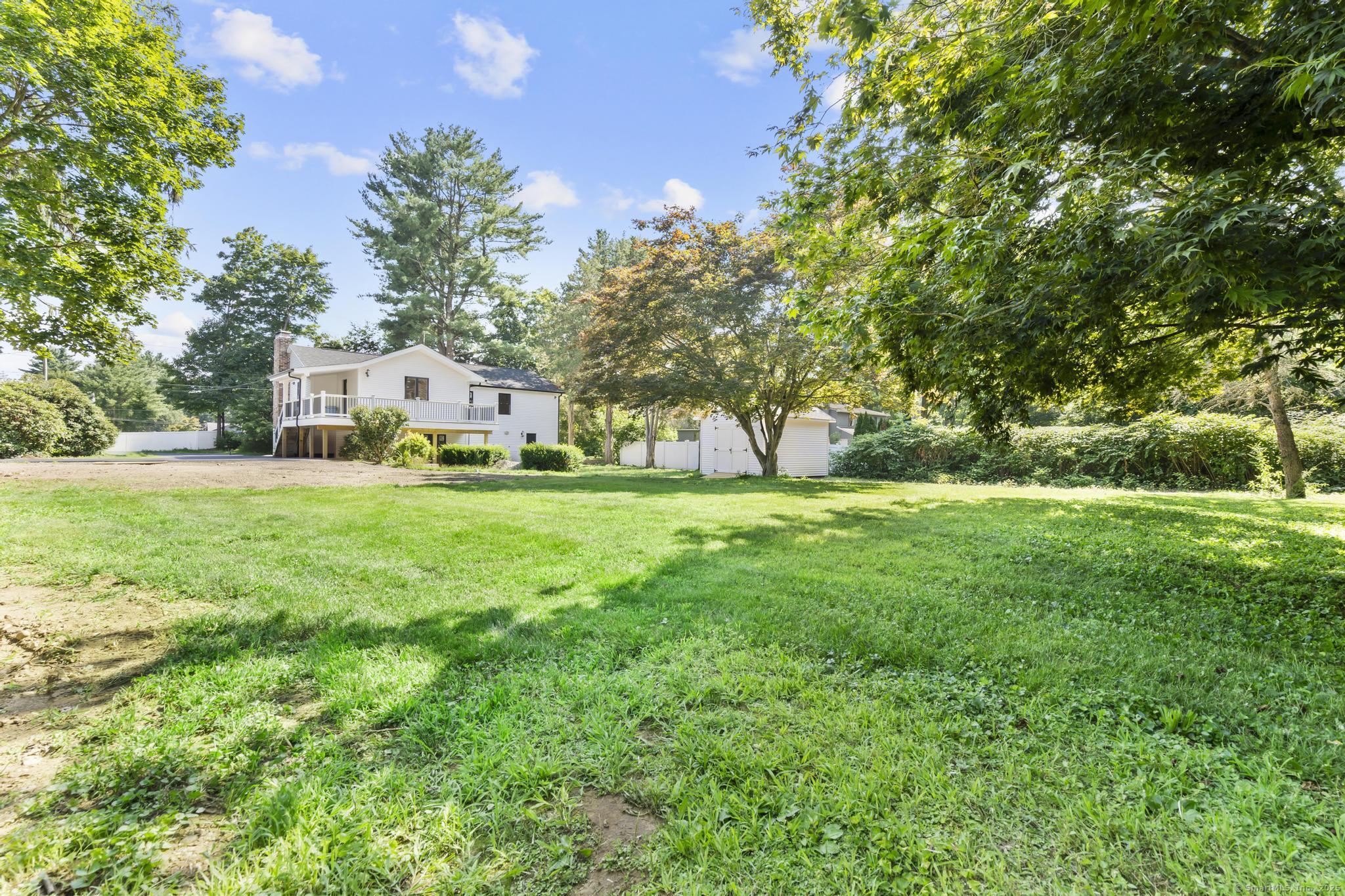 Avon, Connecticut 06001, United States, 4 Bedrooms Bedrooms, ,3 BathroomsBathrooms,Residential,Active,178532